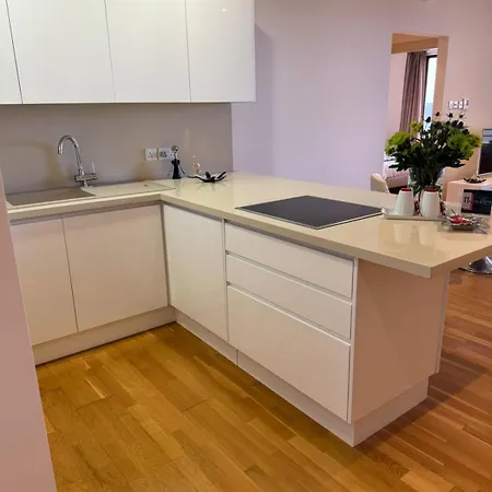 Apartament 11 - Golden Sunrise *